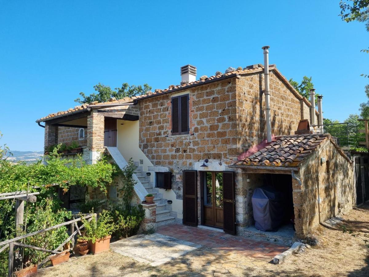 Le Querciolaie Monte Cavallo - upper apartment Saturnia Extérieur photo